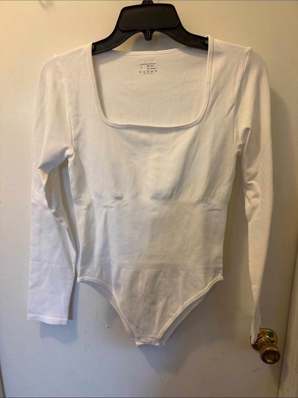 OQQ Women’s White Long-Sleeve Square Neck Bodysuit